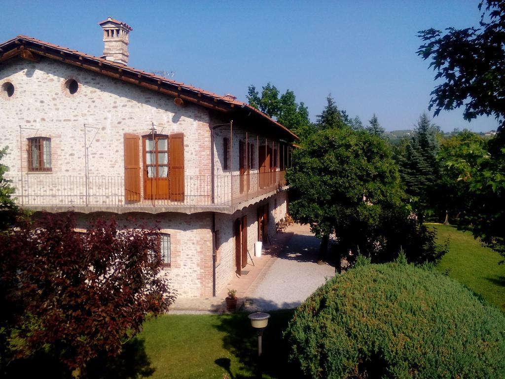 Cascina Stralla Farigliano المظهر الخارجي الصورة